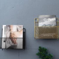 wandrekken voor aan de muur voor een tijdschrift